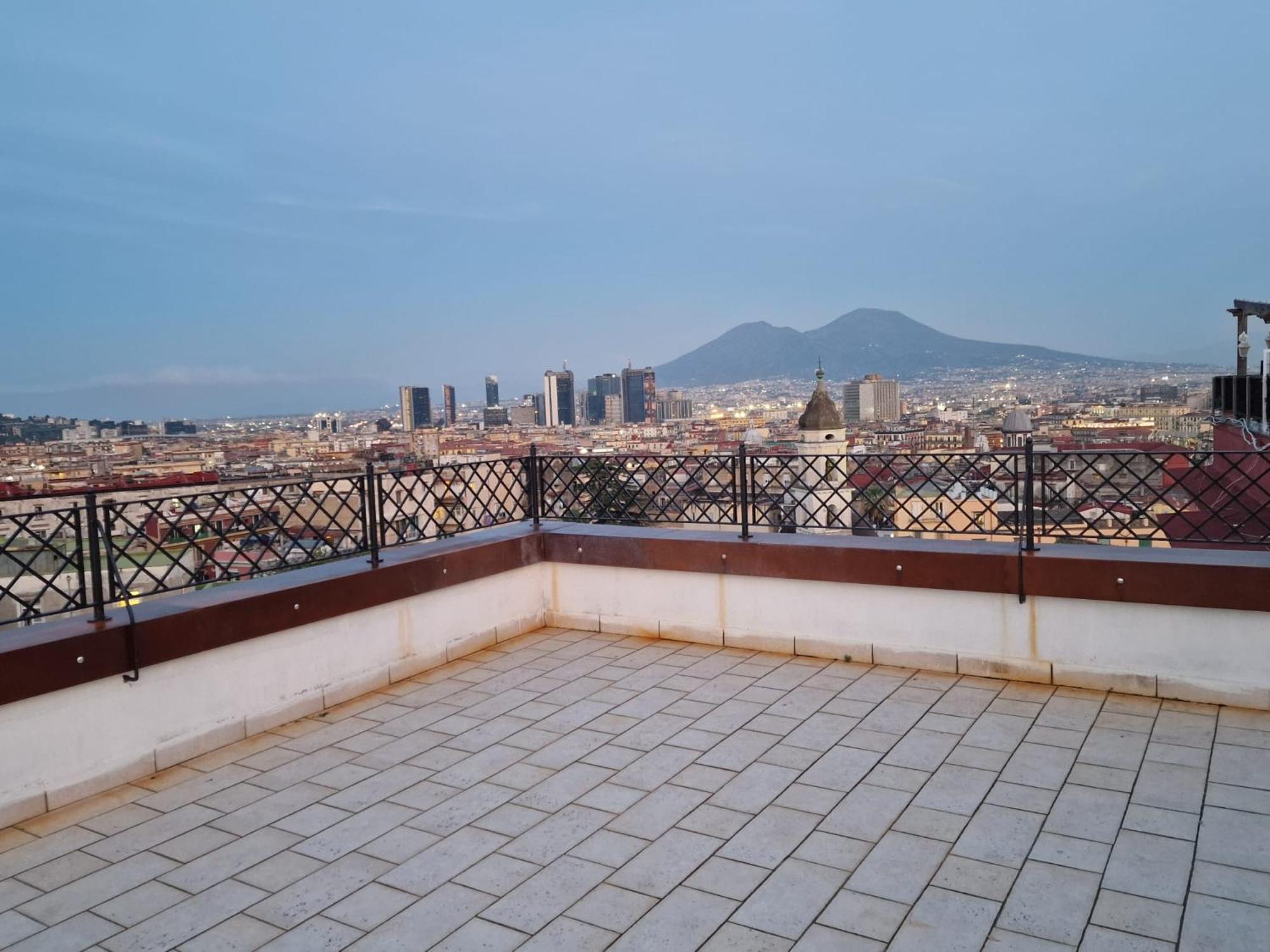 Faccia Gialla Napoli Casa Vacanze Exteriör bild